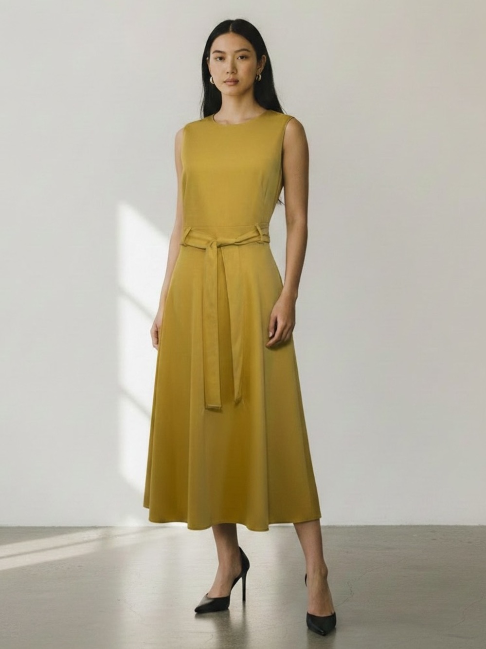 CALVIN KLEIN Dress Yellow Belted Gem Size 2 Spring Summer Event